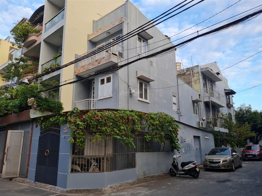 Nhà góc 2mt đường hoàng hoa thám  bảy hiền  tân bình. dt 4,4 x14m 3 tầng giá 8,9 tỷ