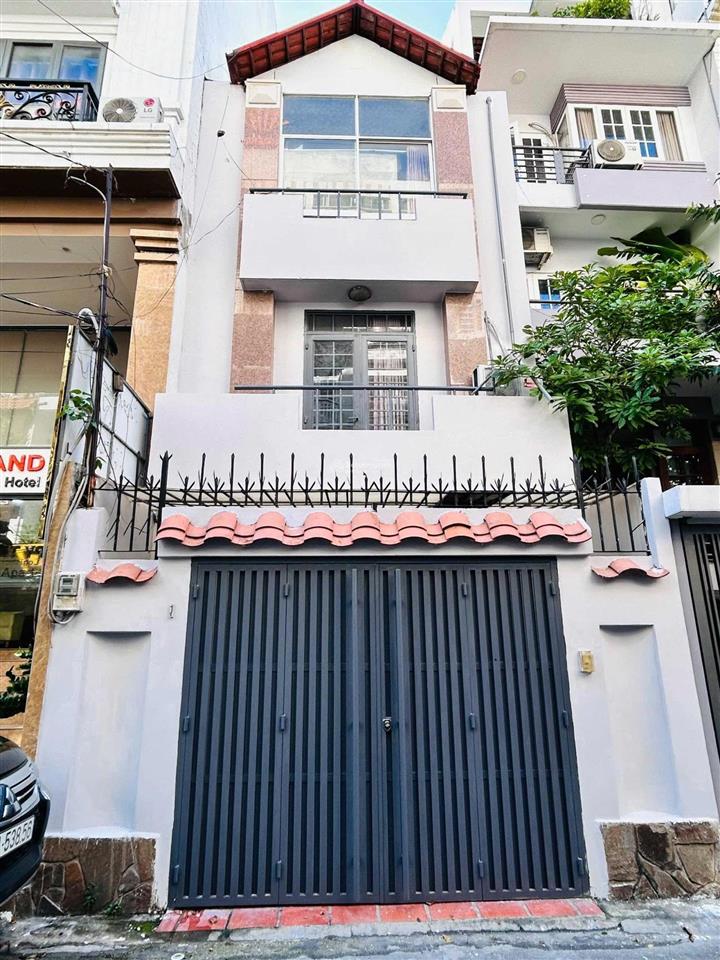Nhà đẹp 4 tầng đường lý thường kiệt, phường 9, quận tân bình.giáp quận 10  dt 58m2 giá 9,5 tỷ