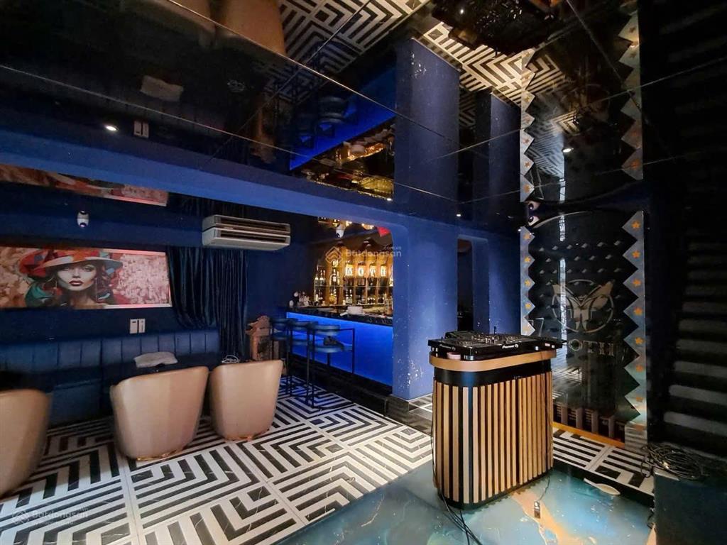 Bán nhà tập thể tầng 1 mặt phố lê phụng hiểu 16.9 tỷ