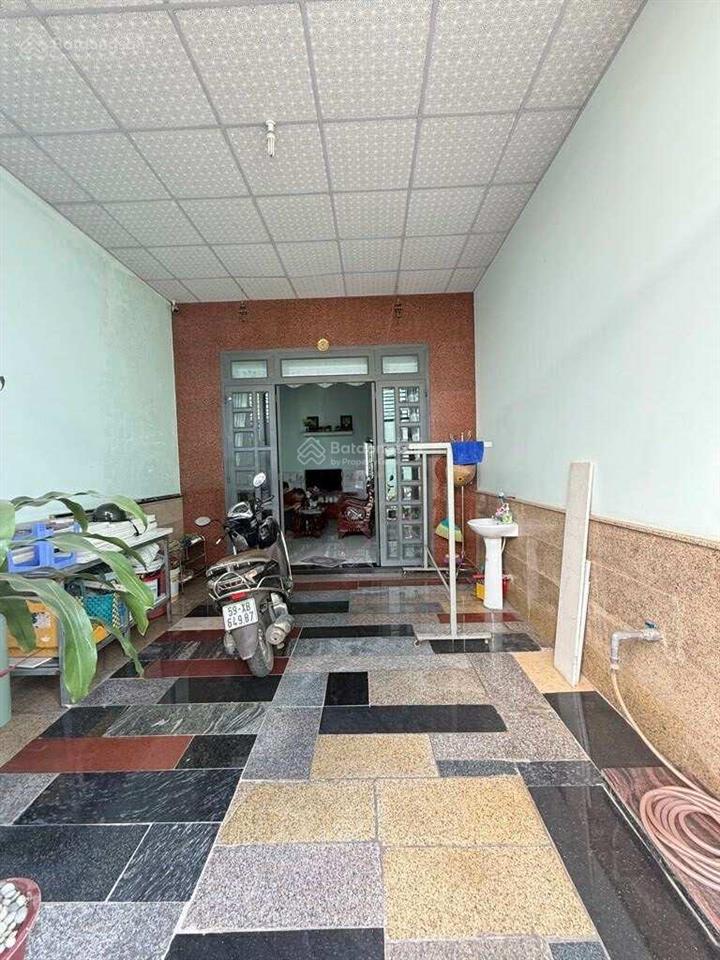 Bán nhà ngay trường học nguyễn văn nở,linh xuân.dt 75 m2.giá 4,6 tỷ tl