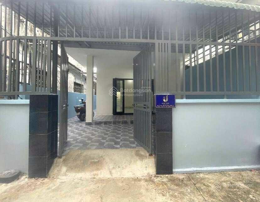 Bán nhà chợ dĩ an 1, hxh đường nguyễn an ninh dt 120m2, giá 4,75 tỷ tl