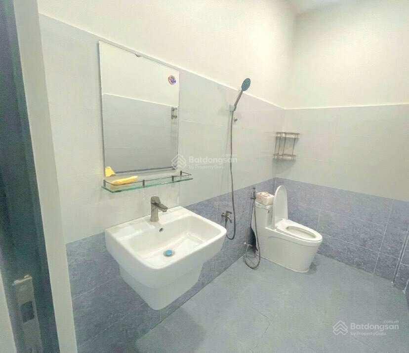Bán nhà chợ dĩ an 1, hxh đường nguyễn an ninh dt 120m2, giá 4,75 tỷ tl