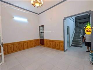 Bán nhà mặt tiền kinh doanh 3 tầng gần go dĩ an đông hòa 101 m2 giá 6,5 tỷ