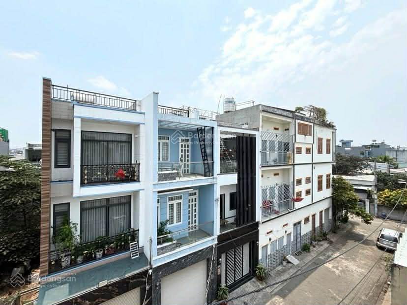 Bán nhà 3 tầng khu phân lô đường số 8, linh xuân 6,7 tỷ