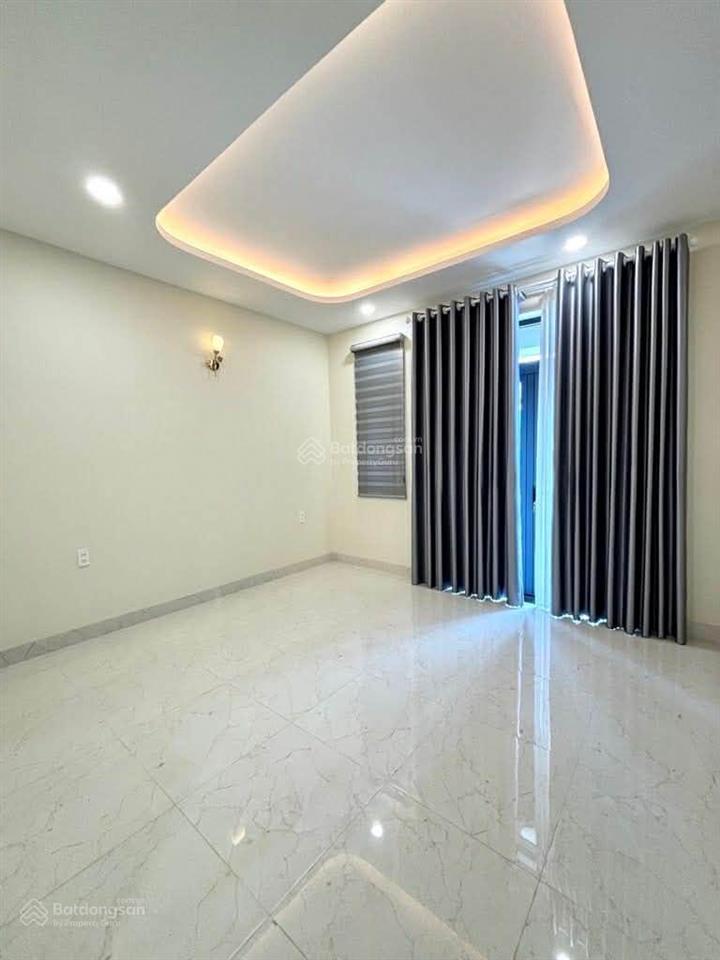 Bán nhà 3 tầng khu phân lô đường số 8, linh xuân 6,7 tỷ