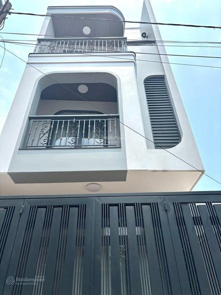 Bán nhà 3 tầng khu phân lô đường số 8, linh xuân 6,7 tỷ
