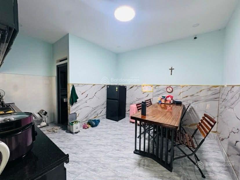 Bán căn nhà đẹp, hẻm xe hơi đỗ cửa phường tam bình, nhà mới nội thất đẹp, 136m2 giá 3,5 tỷ