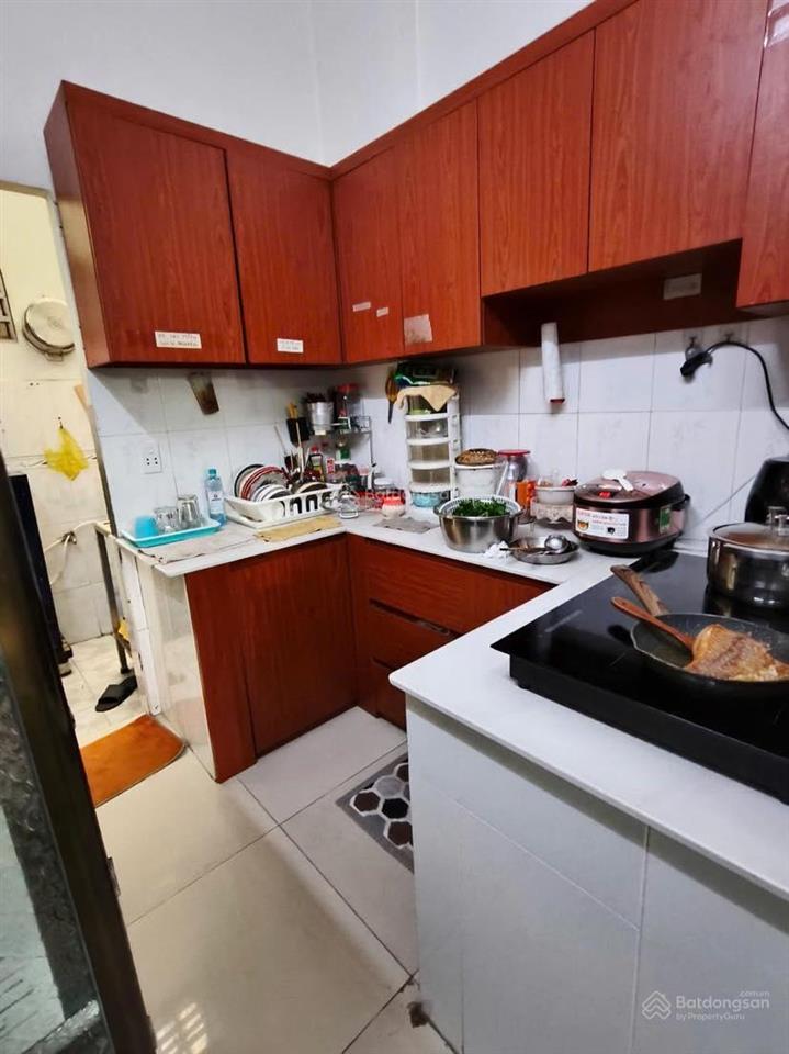 Bán nhà 2 tầng hẻm xe hơi gần chợ đoàn thị kia dĩ an 88m2 giá 3,2 tỷ