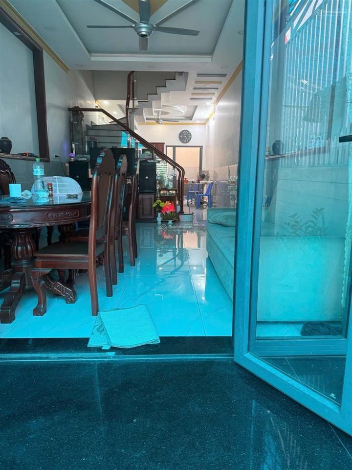 Chủ định cư nước ngoài gấp bán nhà 4 tầng hẻm xe hơi ngô thị nhậm dĩ an 84m2 giá 6 tỷ