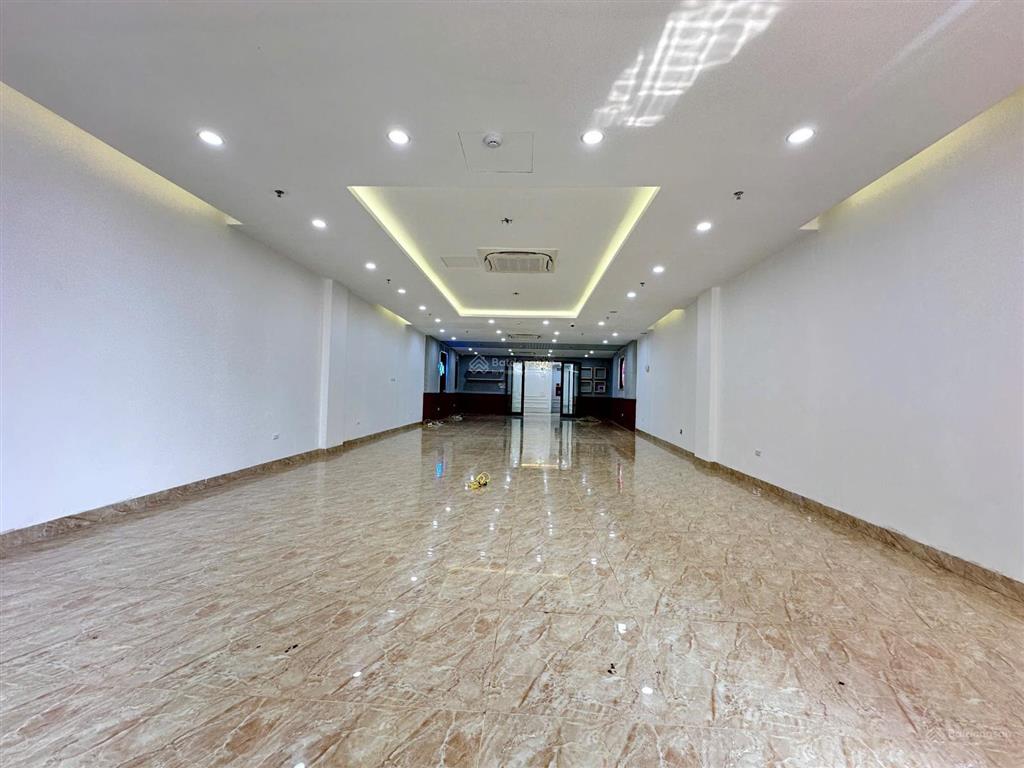 Cho thuê mặt bằng kinh doanh mặt phố bạch mai nhận diện thương hiệu đỉnh cho các mô kình showrom