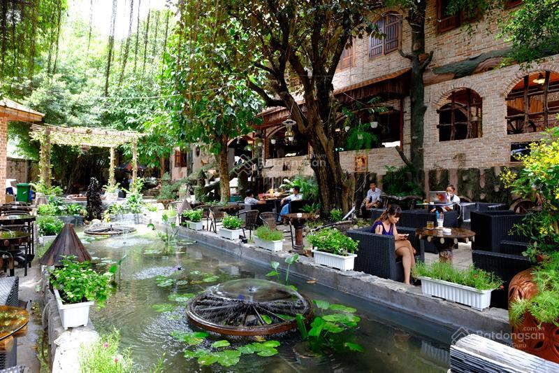 Cho thuê mặt bằng lô góc 2 mặt tiền phố nguyễn khánh toàn cầu giấy