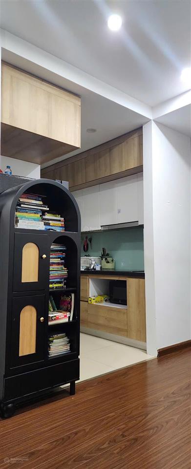 Bán căn hộ ct13b ciputra 81m  2pn  2vs  tầng trung  mặt đường võ chí công  7,58 tỷ