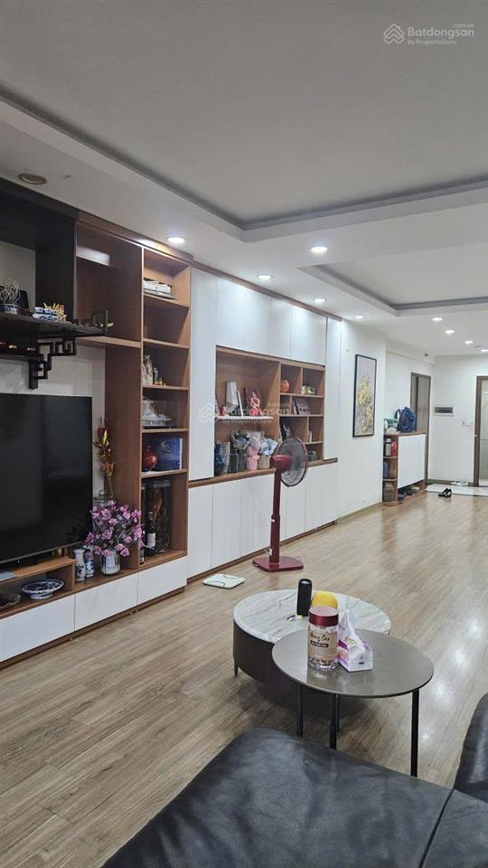 Căn hộ diện tích lớn thanh xuân complex 24t3 3pn tầng trung thiết kế đẹp full nội thất