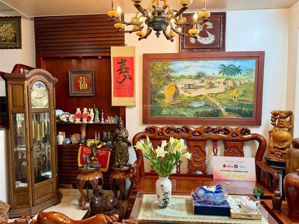 Nhờ mg không bán được tôi chính chủ tự bán nhà tt18 văn quán  số 52  84m2  5 tầng đẹp