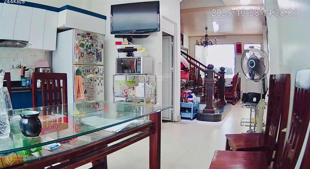 Nhờ mg không bán được tôi chính chủ tự bán nhà tt18 văn quán  số 52  84m2  5 tầng đẹp