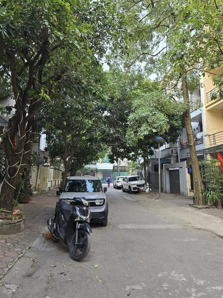 Nhờ mg không bán được tôi chính chủ tự bán nhà tt18 văn quán  số 52  84m2  5 tầng đẹp