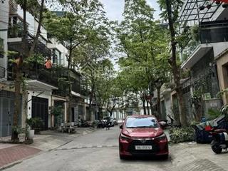 Chính chủ bán  rẻ nhất văn phú  77m  4,5 tầng  gần lacasta