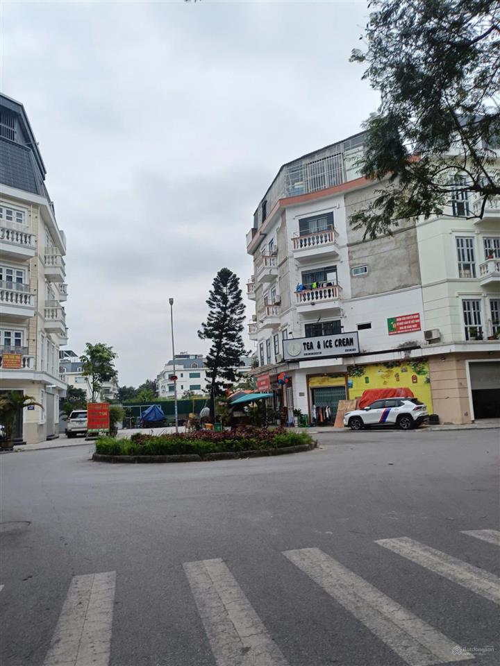 Chính chủ giảm 2 tỷ kđt đô nghĩa 100m2 2 thoáng giá tốt 18,9 tỷ