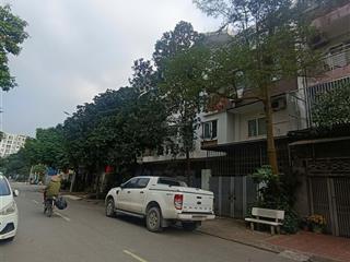 Khu chức năng tây mỗ 90m2 5 tầng đường phân lô giá đầu tư 17,9 tỷ