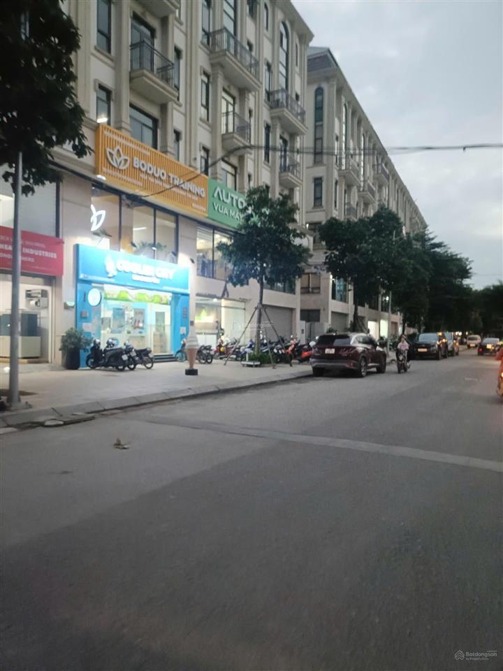 Giảm 2 tỷ bán nhà mặt phố khu himlam tố hữu, hà đông, 98m2, 7 tầng, mặt tiền 7m