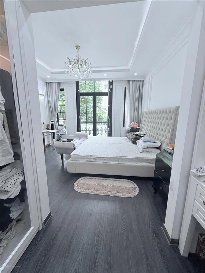 Giảm 1 tỷ bán nhà vạn phúc hà đông 60 m2, 4 tầng, đường 12m, 15,9 tỷ