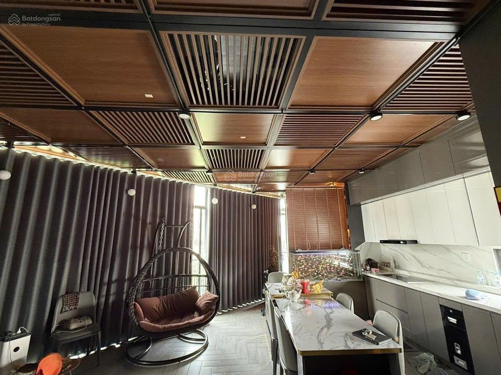 Giảm 2 tỷ cần bán nhà hà đông 55m2 7 tầng, căn góc thang máy đường 16m