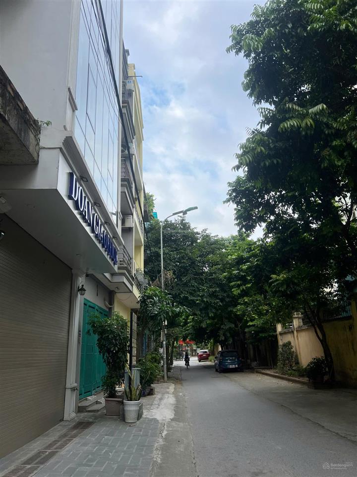 Giảm 3 tỷ cần bán tòa văn phòng khu him lam vạn phúc, hà đông 75m2, 6 tầng có hầm