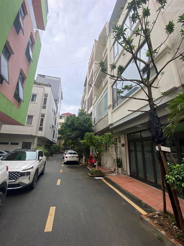 Giảm 2 tỷ cần bán nhanh nhà đẹp mỗ lao, hà đông 50m2 5 tầng đường 10m