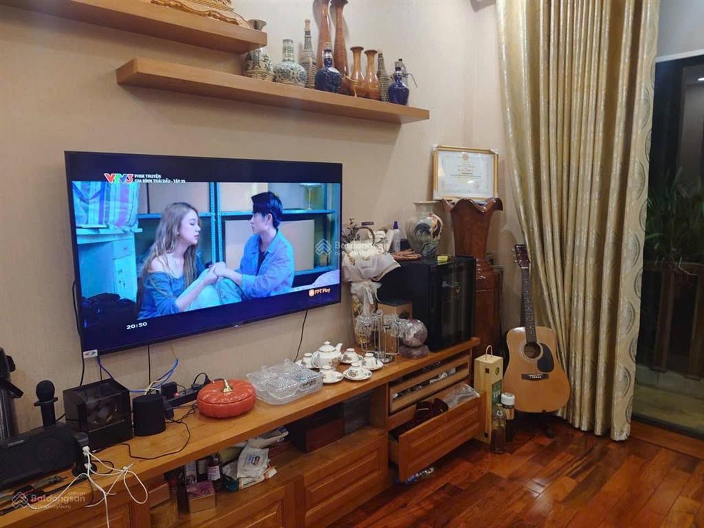 Giảm 1 tỷ cần bán nhà mộ lao, hà đông 5 tầng, 50m2 hoàn thiện đẹp đường 3 ô tô tránh