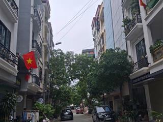 Giảm 2 tỷ bán nhà c4 dọc bún, kđt văn khê 50m2, đường phân lô 12m 13,3 tỷ