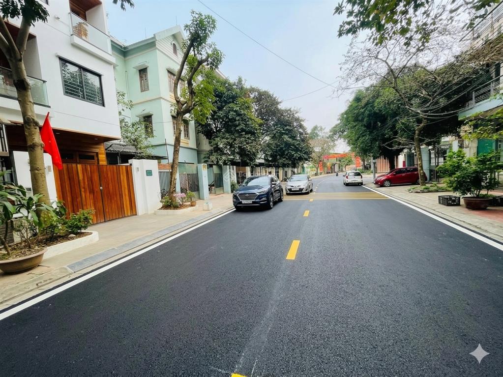 Giảm 1 tỷ bán nhà kđt tây mỗ 90m2 4 tầng đường phân lô 3 ô tô tránh giá đầu tư 17,8 tỷ