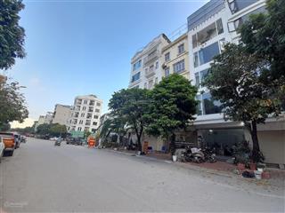 Cần bán nhà đường 30m văn khê, vạn phúc, hà đông, 50 m2, 7 tầng thang máy, đường 30m
