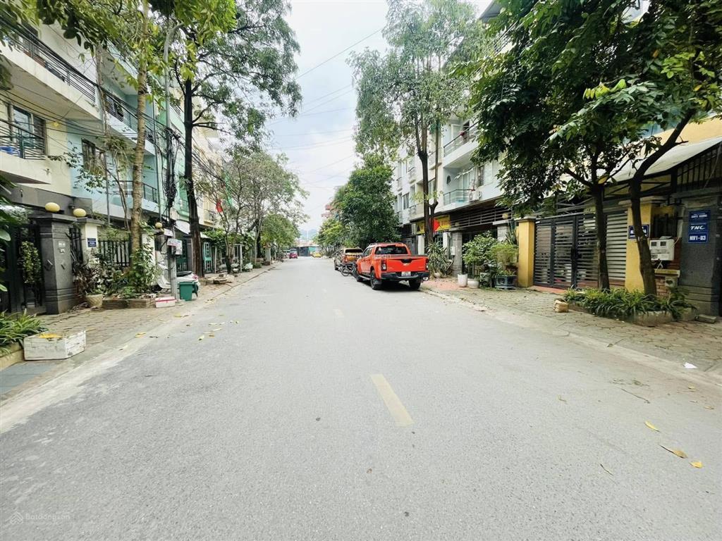 Cần bán nhà khu nhà ở đại mỗ, nam từ liêm 102 m2 4,5 tầng căn góc