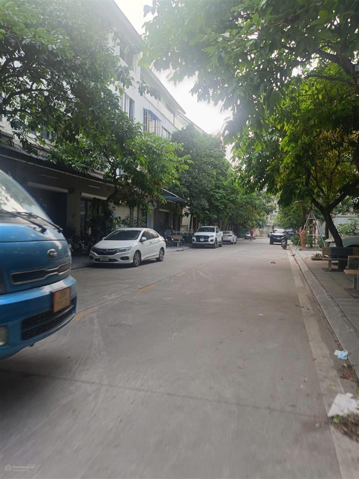 Giảm 3 tỷ bán nhà geleximco 120m2, 4 tầng, mặt tiền 6m 17 tỷ