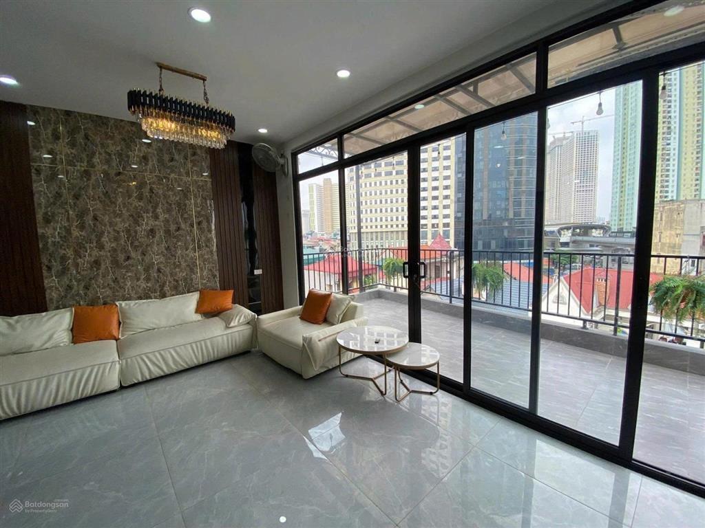 Giảm 1 tỷ bán nhà kđt văn phú 90 m2, 5 tầng hoàn thiện đẹp 20,5 tỷ