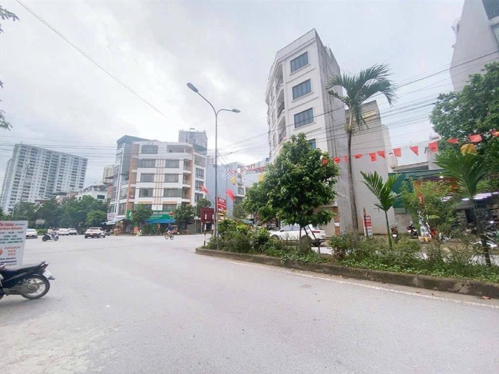 Chủ giảm 2 tỷ bán nhà kđt văn khê 82,5m2, 5 tầng, mt 5m, 18,8 tỷ