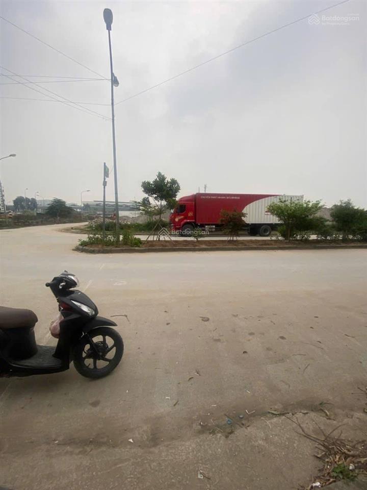 Giảm 1 tỷ bán nhà c4 đấu giá mậu lương 60 m2, mặt tiền 5m 12,6 tỷ đường 12m