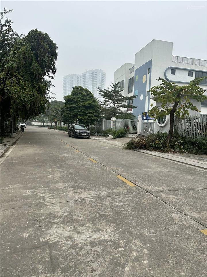 Giảm 3 tỷ bán nhà geleximco 120m2, 4 tầng, mặt tiền 6m chốt hơn 16 tỷ