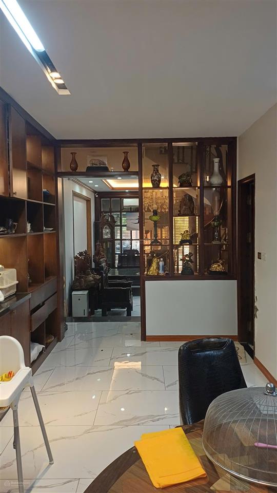 Giảm 1 tỷ bán nhà kđt văn phú 90 m2, 5 tầng hoàn thiện đẹp 20 tỷ