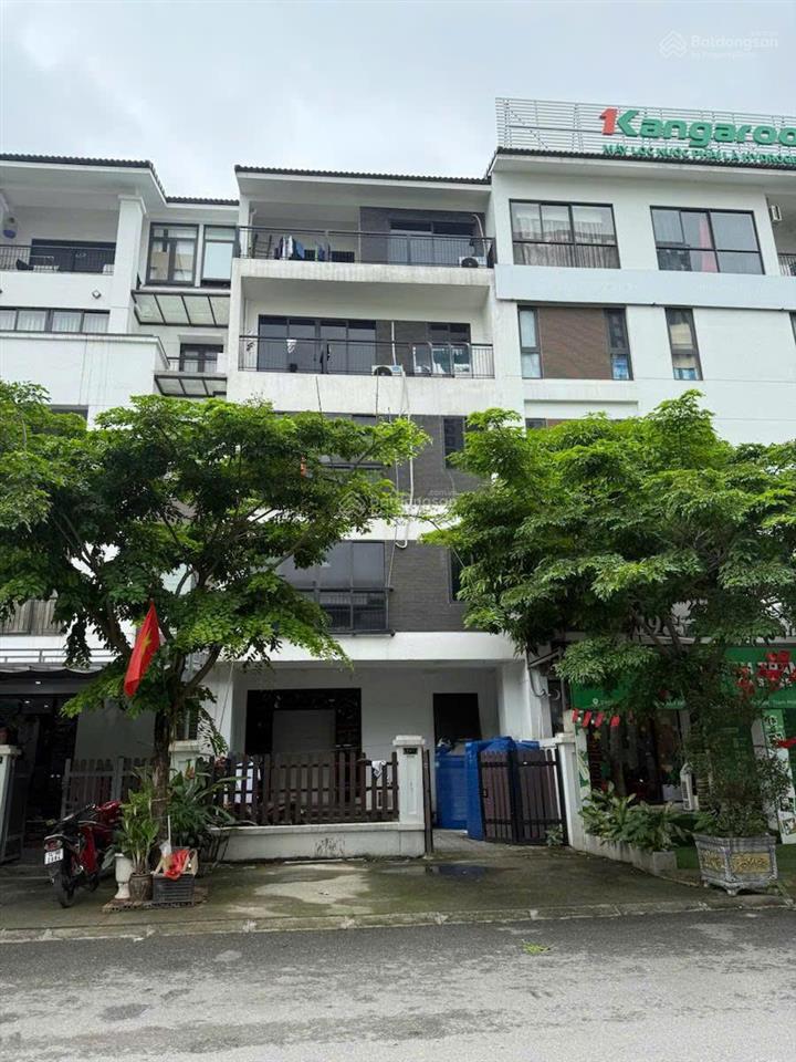 Anh trai cần bán nhà hoàng thành mộ lao, mặt hồ 130 m2, 6 tầng thang máy, mặt tiền 7m
