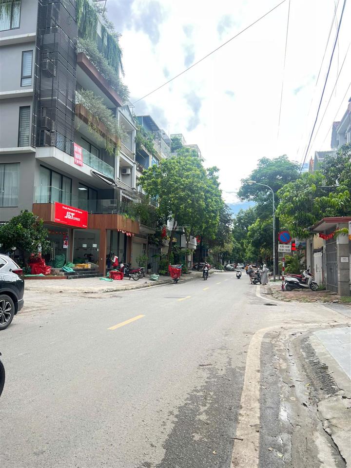 Giảm 2 tỷ bán nhà 80 m2, 5 tầng mặt phố nguyễn sơn hà, văn quán, hà đông kinh doanh sầm uất