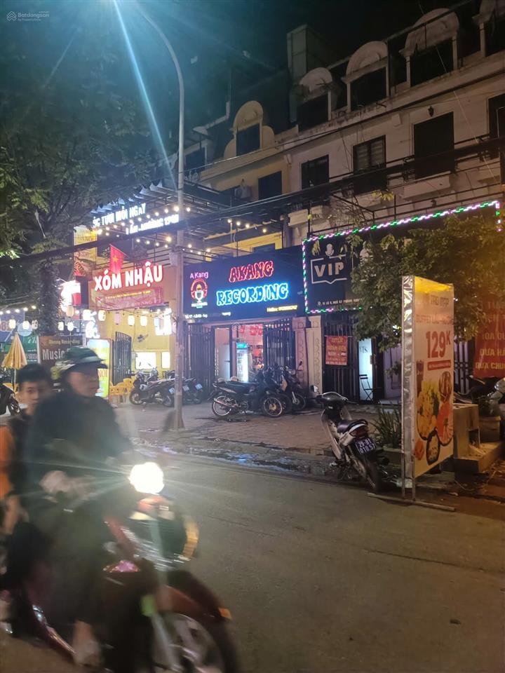 Giảm 3 tỷ nhà kđt giáp làng việt kiều châu âu 66m2, 5 tầng, mặt tiền 5m, kinh doanh sầm uất