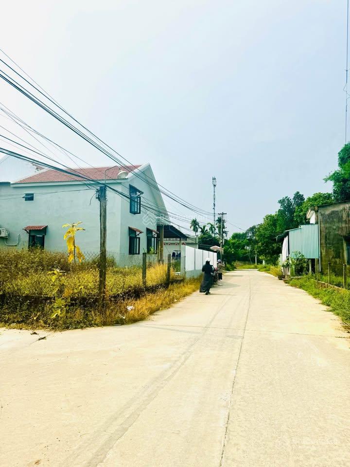 Duy nhất 1 lô viêm tây ngay trạm thu phí giá 1,5 tỷ