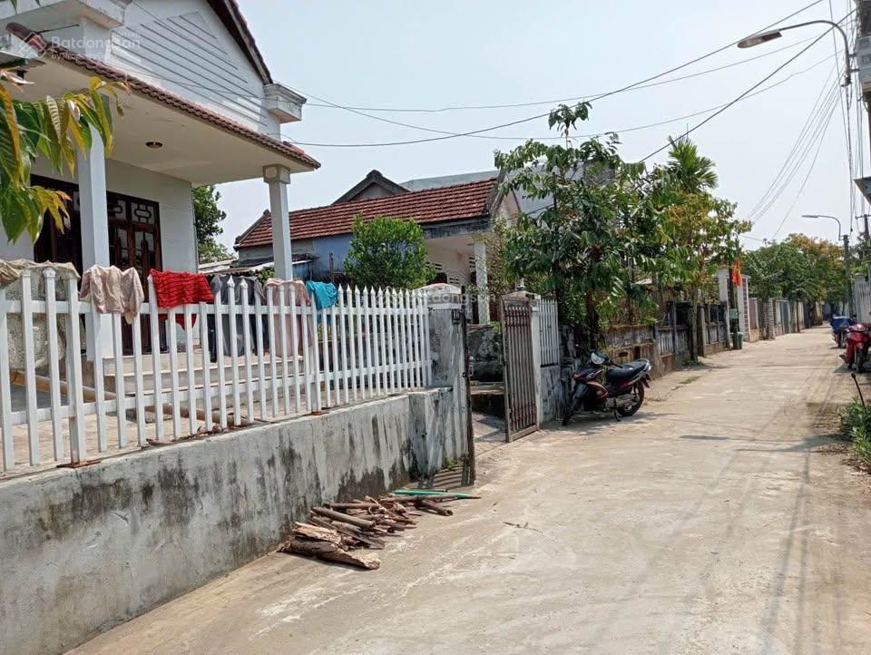 Ra gấp châu sơn  điện tiến gần trường học hoàng văn thụ. cách đà nẵng 20 phút
