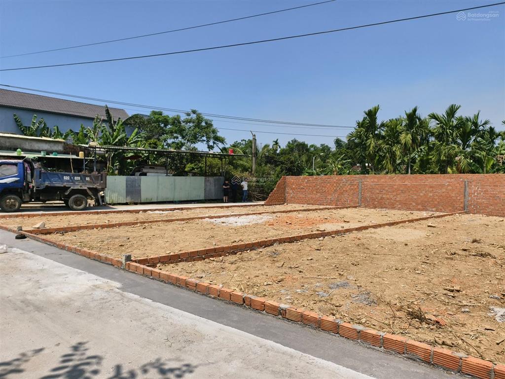 Đừng đợi tăng giá mới mua  đất sau chợ phong thử chỉ 4xx triệu
