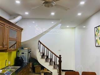 Cho thuê nhà láng hạ đống đa dt 65m² x 3 tầng, 3pn, full nội thất ở gia đình. giá cho thuê 15,5tr