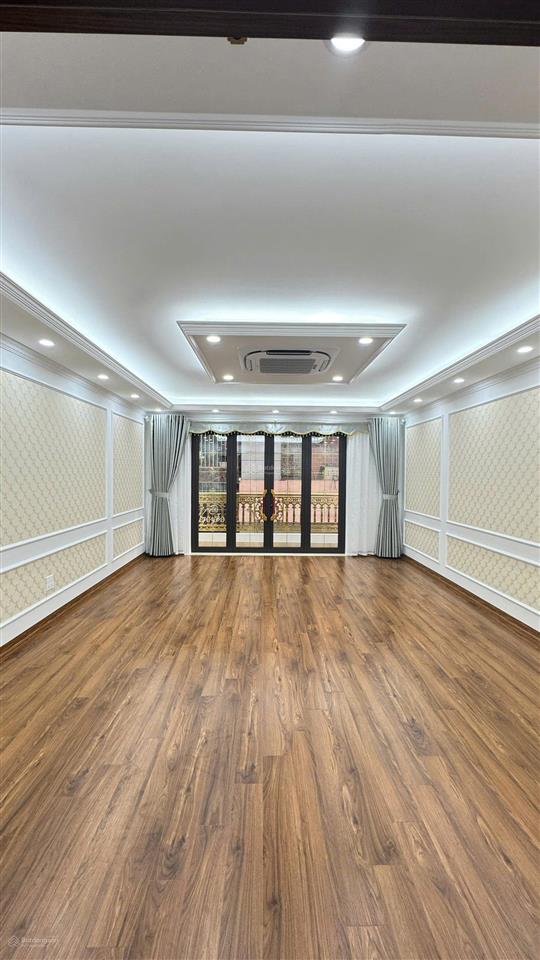 Cho thuê nguyên căn ngõ 178 thái hà dt 75m²* 5t, mt 5m, vị trí kinh doanh vp mọi mô hình. giá 30tr