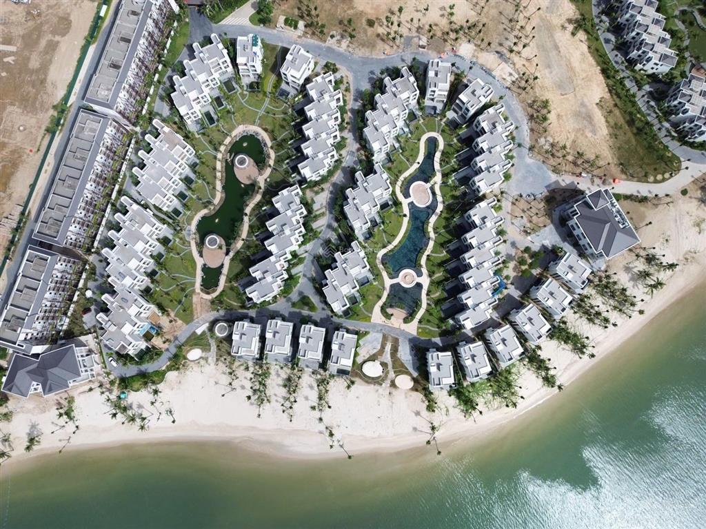 Bán biệt thự đẹp xuất sắc tại sun grand city feria hạ long, 39,3 tỷ, 192,86m2