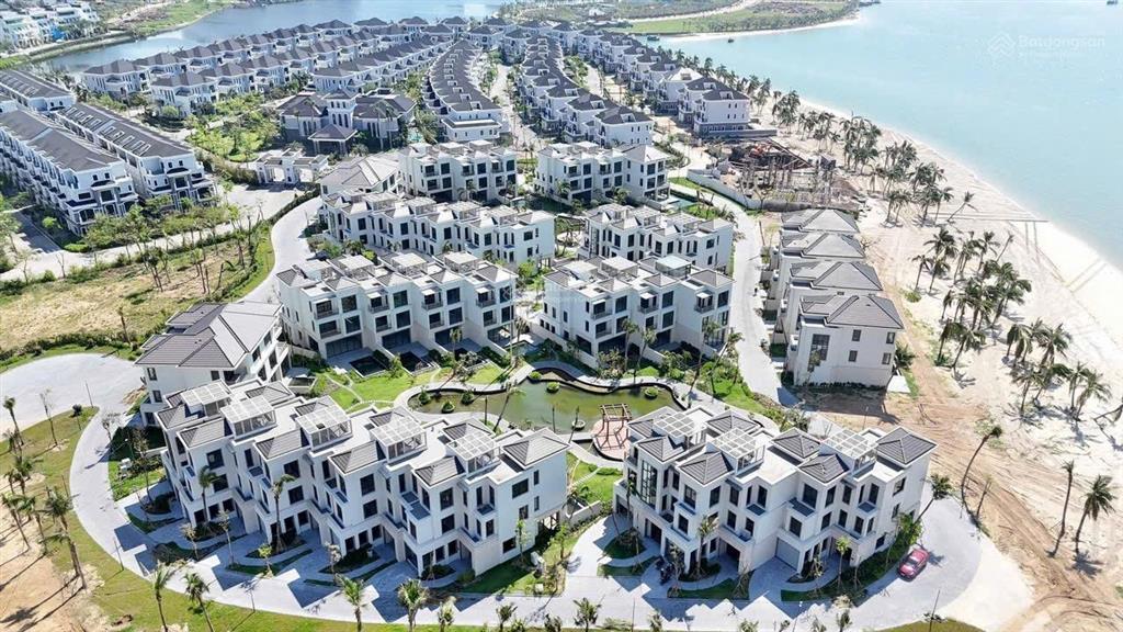 Bán bt tại khu đô thị hạ long marina, 269 tỷ, 767.22m2, giá cực chất