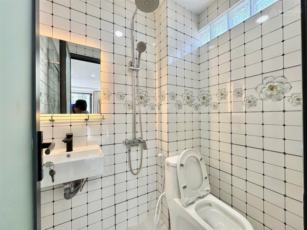 Cho thuê căn hộ mới bancon nơ trang long gần chợ bà chiểu quận bình thạnh  xem phòng 0337 740 ***